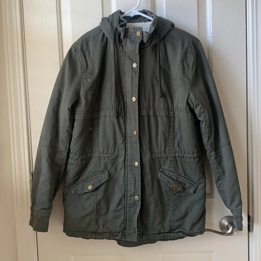 Forever21 Utility Preppy Hooded Jacket Army Green Small